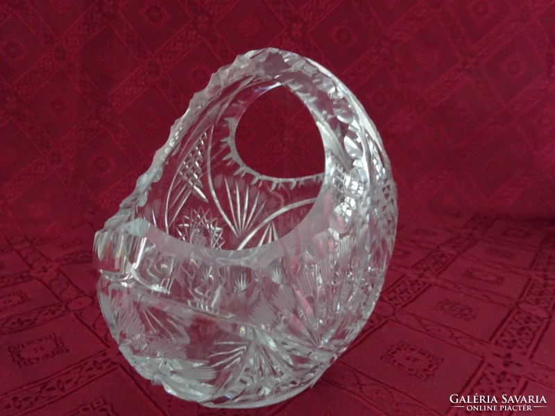 Beautiful lead crystal basket, height 16 cm. He has.