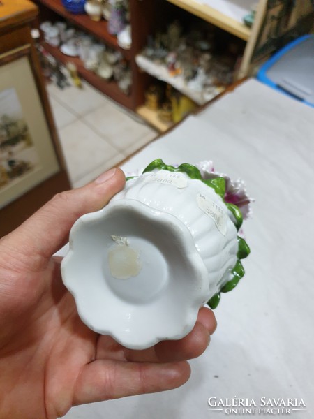 Porcelán kosár 