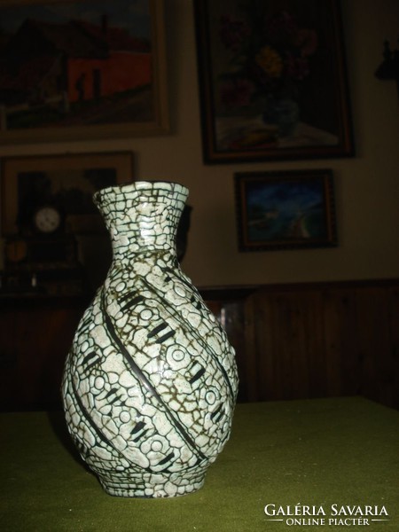 Gorka Géza váza 19cm