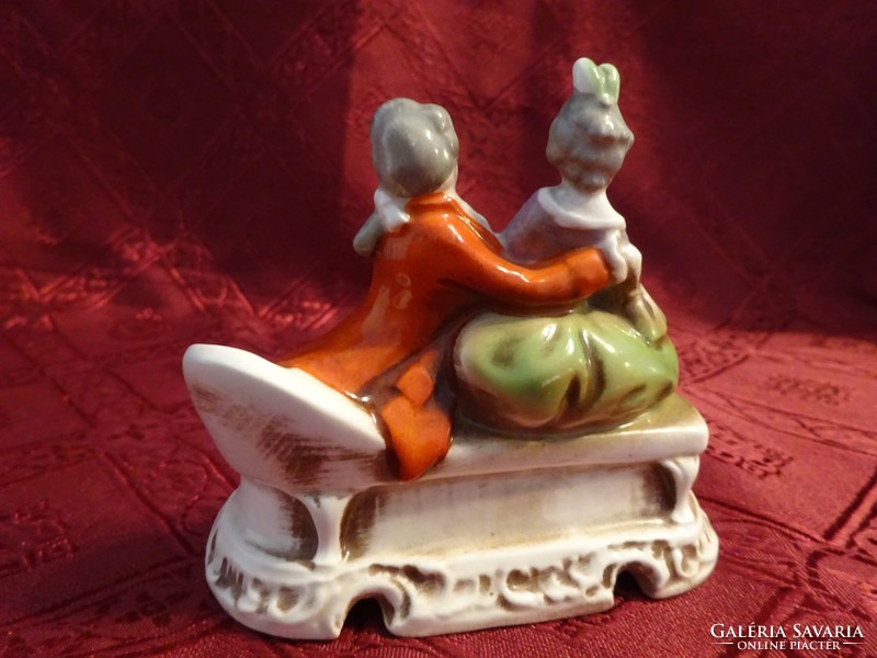 Antik Hummel porcelán figura, szerelmes pár a padon, jelzése GM 582. Vanneki!