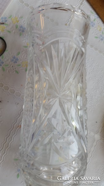 Antik, elegáns, hibátlan ólomkristály, csiszolt, nehéz, mintás váza 26x9 cm eladó!