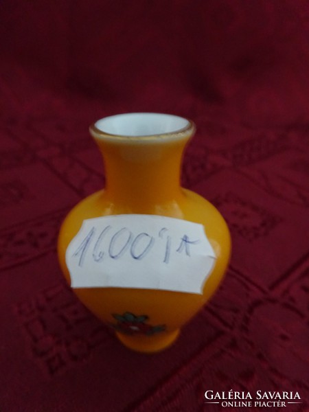 Imari japán porcelán váza, kézzel festett. Magassága 5 cm. Vanneki!