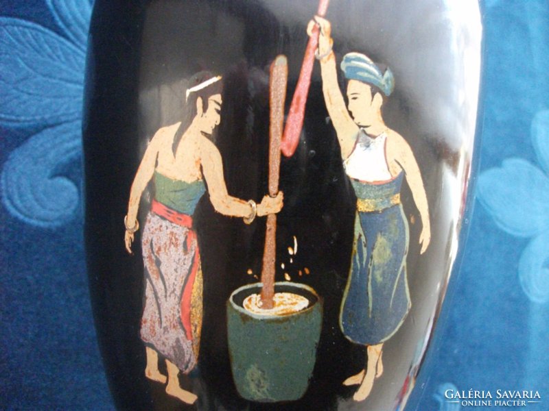 Antik Vietnámi Kézzel festett lakk váza 2 életképpel