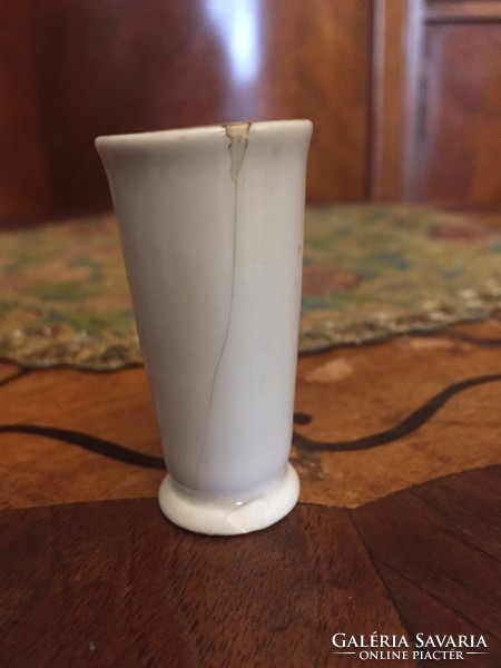 Aranyos porcelán kis váza