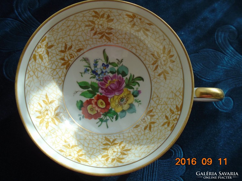 Spectacular hand-painted Meissen bouquet with schaubach kunst tea cup