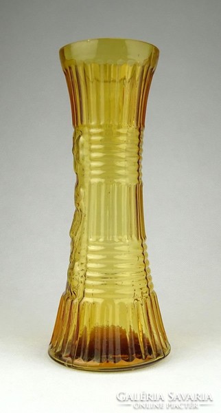 0Z963 Régi borostyánsárga üveg váza 19 cm