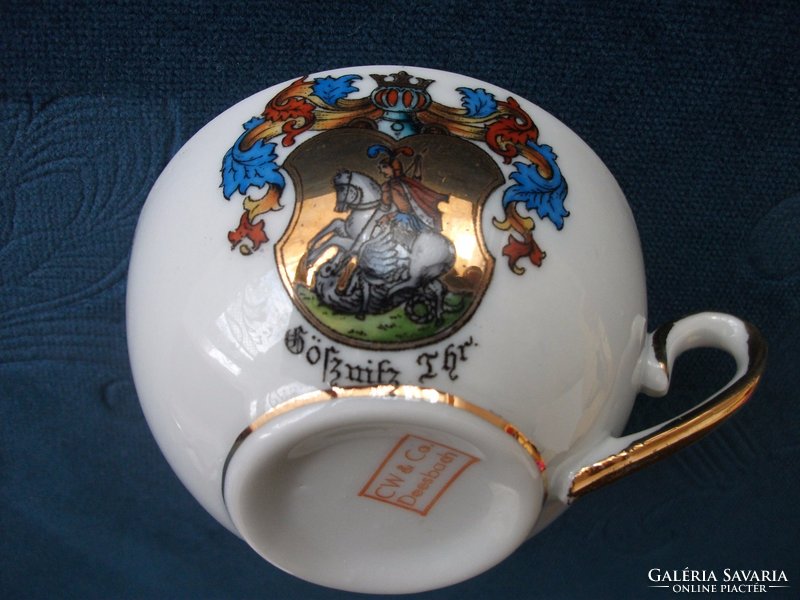 Antik aranyozott Sárkányolő Szent György címerrel,kézzel festett C.W.DEESBACH&Co  német kávés csésze