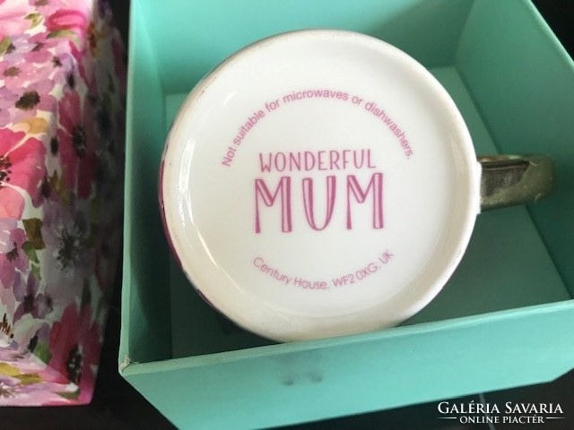 Floral mug with the inscription 