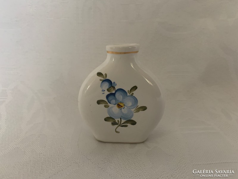 Tiny Herend vase, 6 cm.