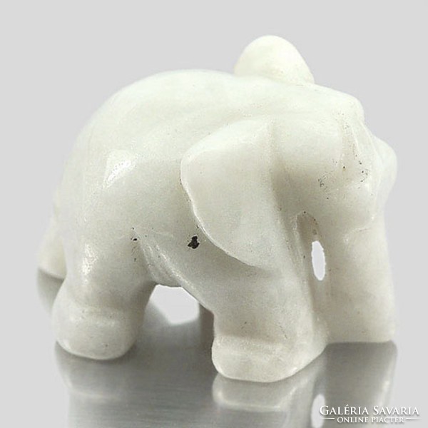Real, 100% natural white Thai jade elephant figurine 53.91ct (26mm)