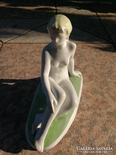 Zsolnay, meztelen lány, erotikus figura különleges 1 osztályú, régi copf akt modell. 