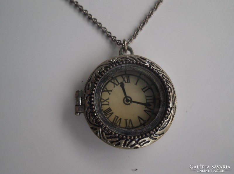 Clock - .New - necklace - 40 cm - clock 3.5 X 05 cm - you can also add a picture