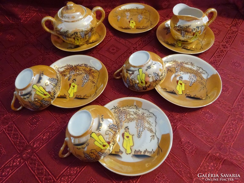 Japanese porcelain tea set for three people, 8 pieces. He has!