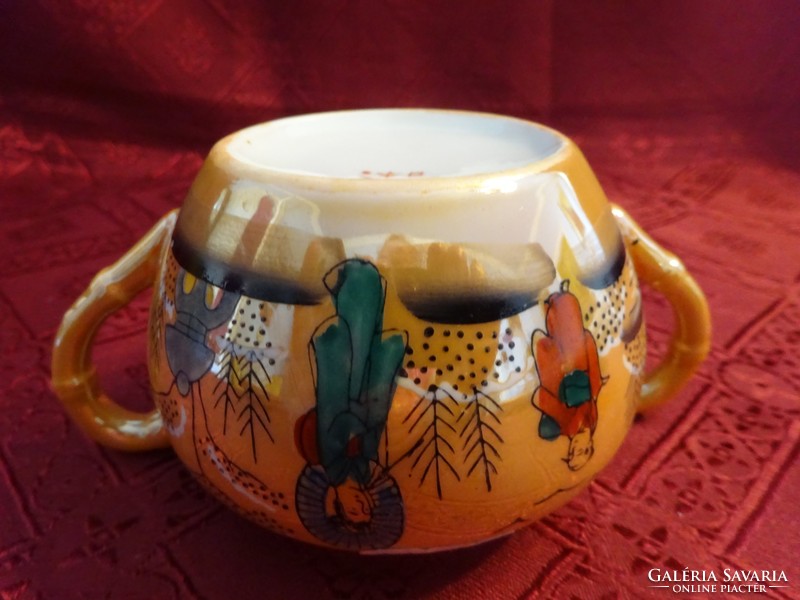 Japanese porcelain sugar bowl with green motif. He has!