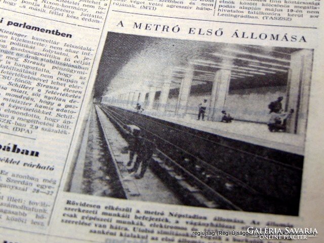 1969.05.15  /  A METRO ELSŐ ÁLLOMÁSA    /  Népszabadság  /  Szs.:  15348