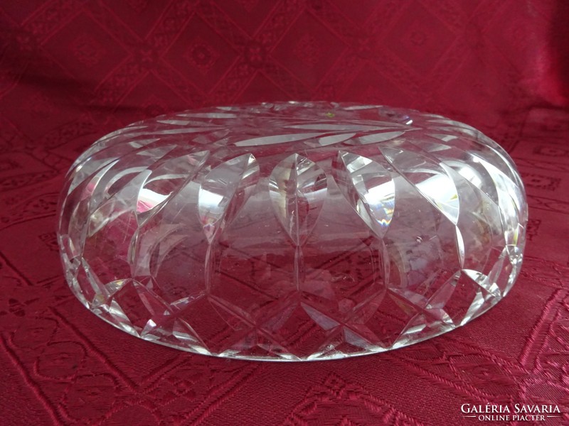 Lead crystal glass bowl, diameter 21 cm. He has!