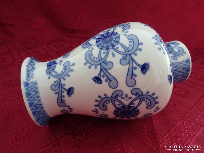 Unter weis bach German porcelain cobalt blue vase, height 17.5 cm. He has!
