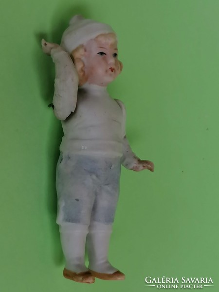 Antik porcelán baba