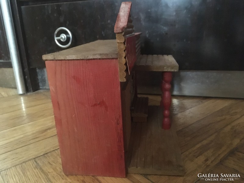 1970s-80s wooden house bank - wild west game