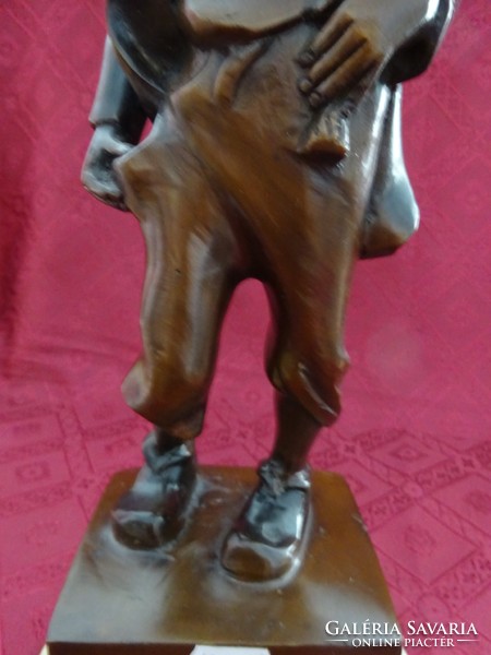 LIEBER AUGUSTIN  bronz szobor, F. STAFFLER készítette. Jelzett. Márvány talapzaton. Vanneki!