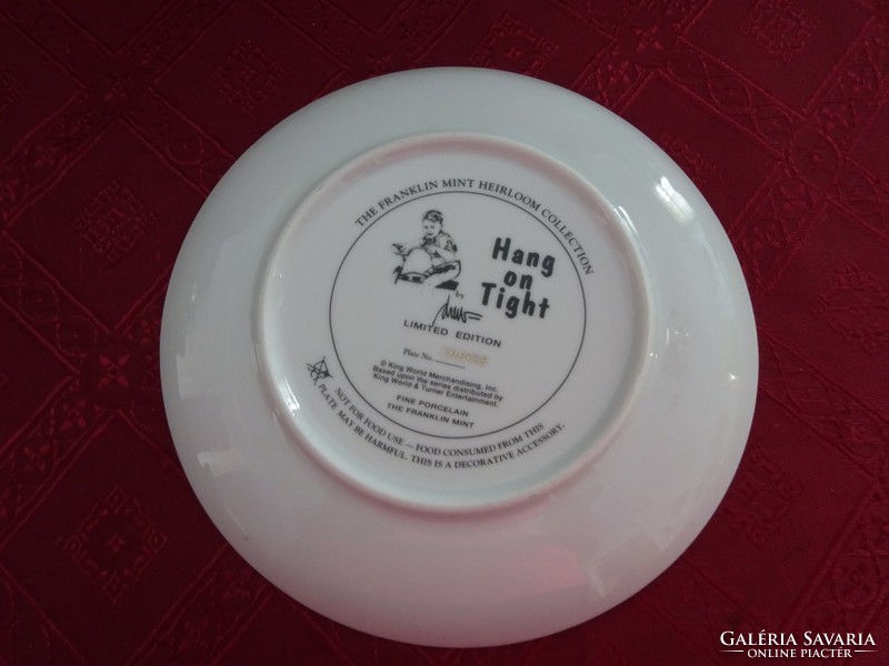 English porcelain decorative plate, marked: ta8488. Excerpt from the sound on tight movie. He has!