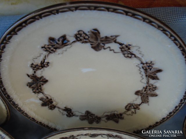 9 db antik fajansz majolika süteményes készlet 1920-30 között készültek nem porcelán kuriózum