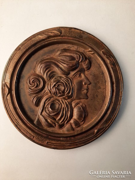 Art Nouveau women's head wall clock with pendulum ornament, iron plate