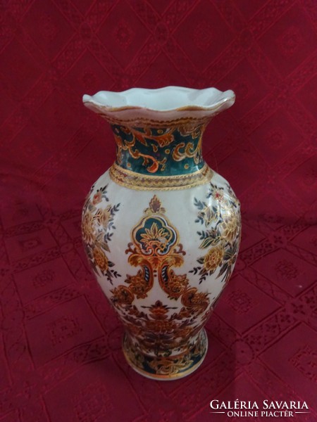 Japanese porcelain vase, height 19 cm. He has!
