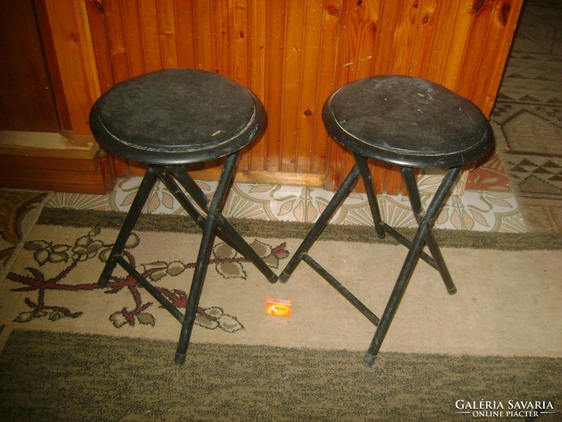 Két darab összecsukható kerti szék