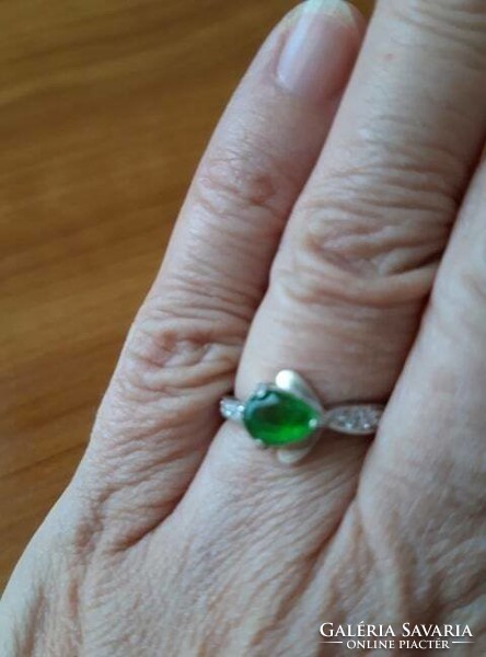 56 Os elegans peridot green 925 silver ring