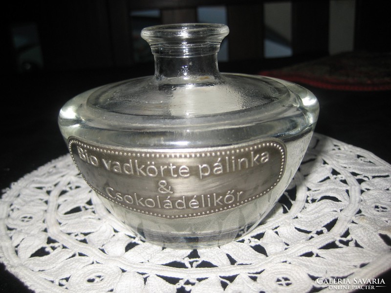 Különleges pálinkás üveg   ,  Depose  10 x 8 cm