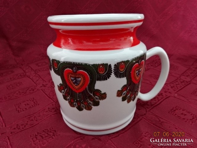Raven house porcelain beer mug with red stripe. He has!