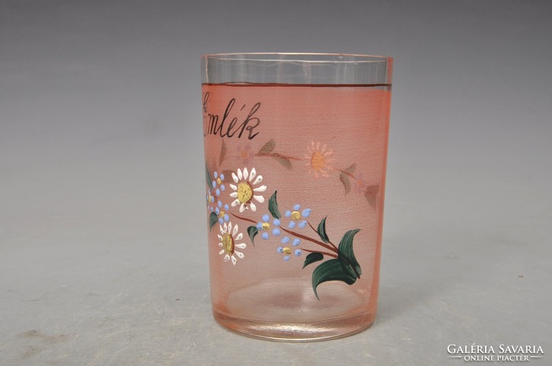 Antik rózsaszínű üveg emlék pohár, szecessziós, nagyon szép virág mintás.