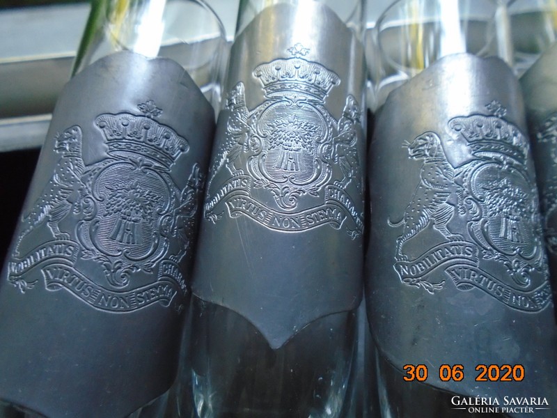 1887 Royal club cup set with engraved pewter coat of arms of the Duke of Westminster virtus non stema