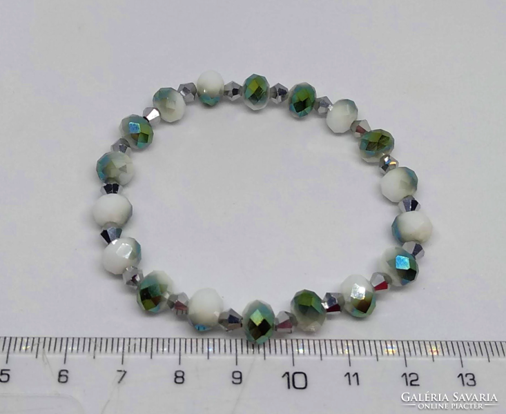 Austrian crystal white-silver-green bracelet