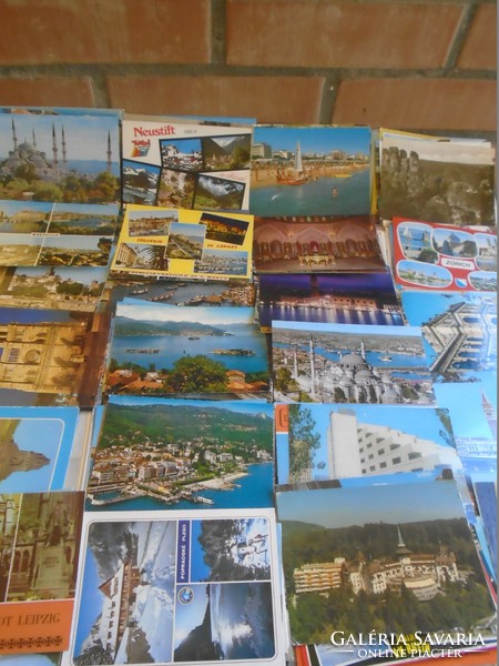 G003  Sok száz külföldi képeslap kartondobozban  