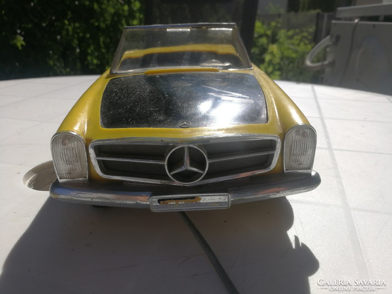Mercedes-Benz 230 sl 1:13,5.GAMA!west Germany. Távirányítós, kabrió műanyag alja fém! Ritkaság! 