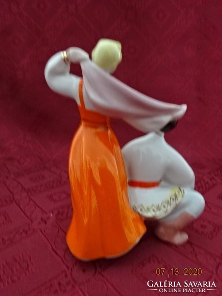 Russian porcelain figure, folk dance couple, height 16 cm. He has!