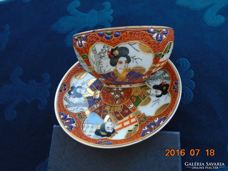 Satsuma moriage with 3 unique geisha portraits with tea cup placemats