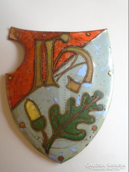 G027.1  Régi zománcozott címer (heraldika) - tölgy levél, iniciálé, vért, sérült 