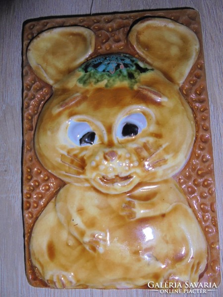 Mouse figurine wall ceramic