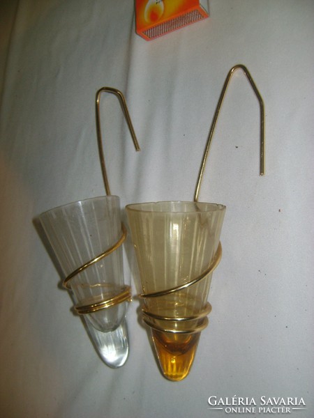 Retro, falra akasztható üveg váza fém tartóban - párban