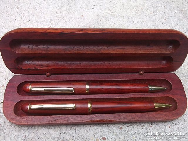 Moore Stephens pen+rotring+wooden gift box - for desk - also as a gift