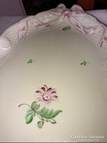 Herend tertia ribbon bowl with aster sauce