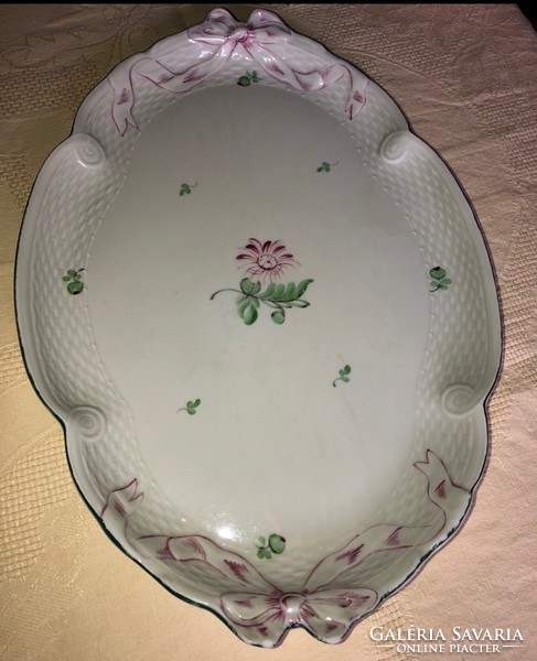 Herend tertia ribbon bowl with aster sauce
