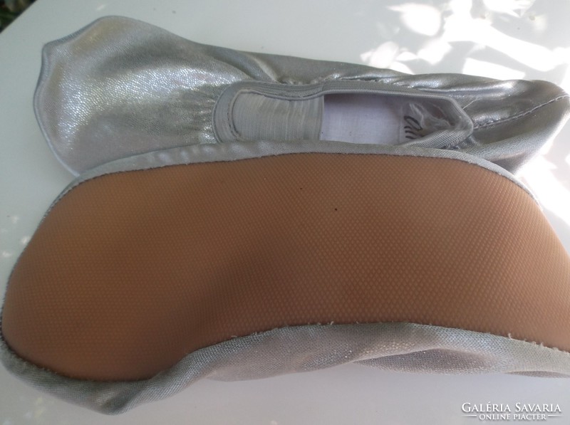 Ballet shoes - silver - alive - 35-36 in beautiful condition