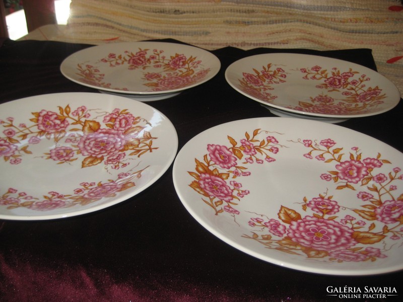 Zsolnay fali tányér   ,  szép virág  mintával , zöld preremmel   25 cm  4 db