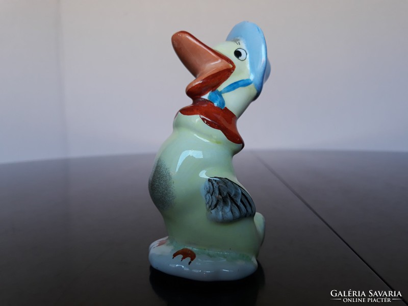 Cheerful duck mama, pottery from Bodrogkeresztúr