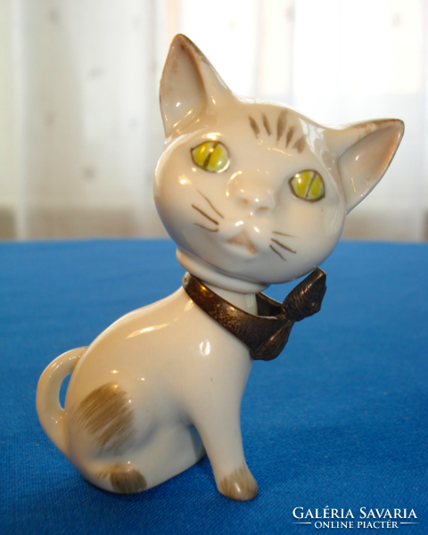 Art Deco, zöld szemű porcelán gyűrűtartó cica, macska