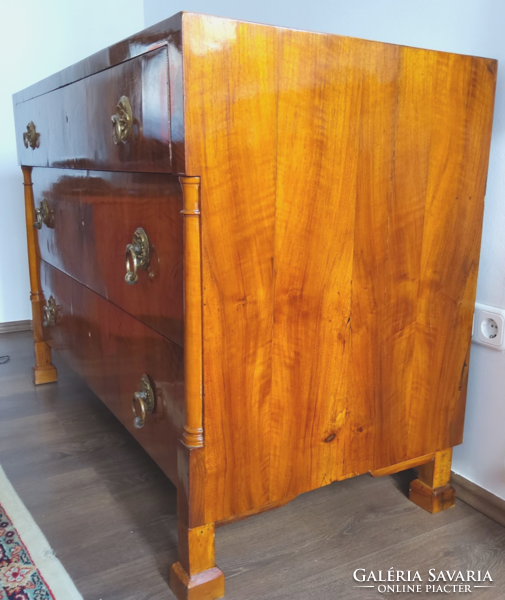 Chest of drawers Biedermeier restored with original fittings